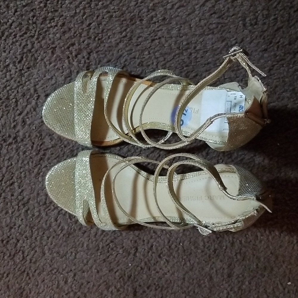 Marc Fisher Gold Sparkling heels